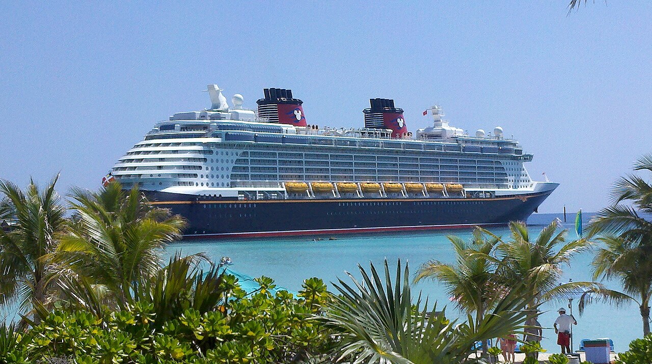 Disney Dream, photographed in 2011