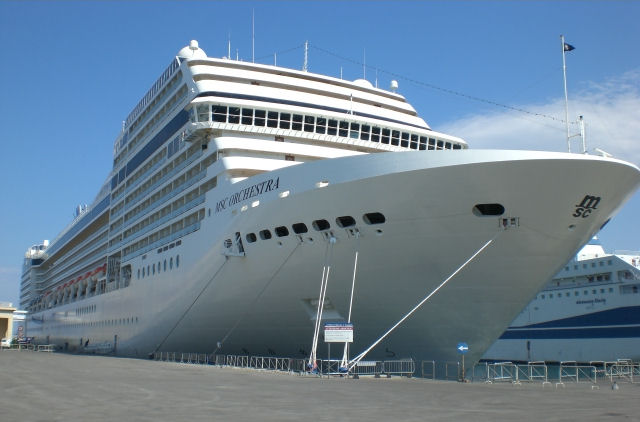 MSC Orchestra, photographed in 2008